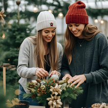 Load image into Gallery viewer, Couples Centerpiece &amp; Swag Workshop
