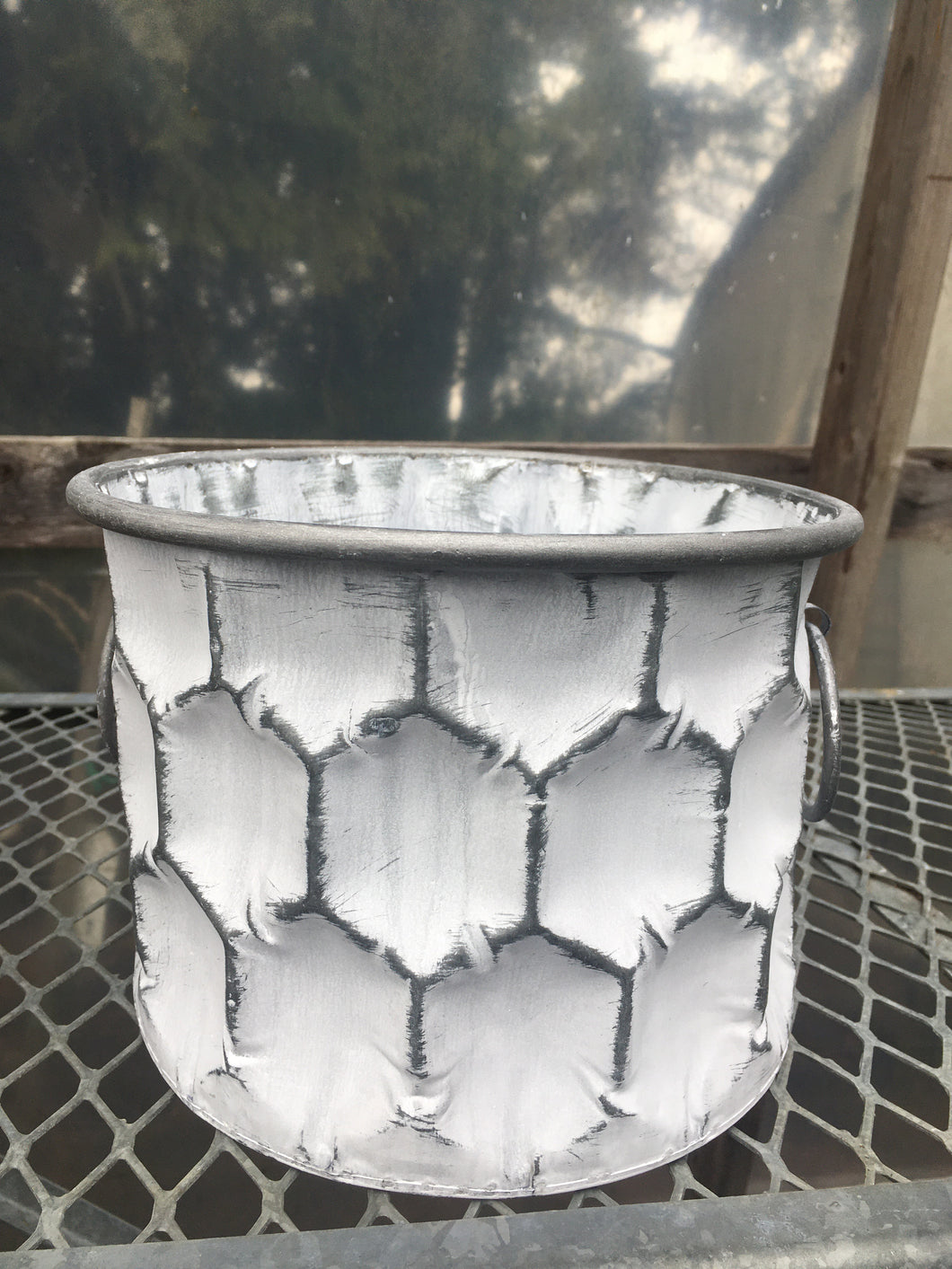 Round Honeycomb Pot - Small